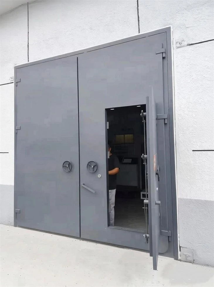 Airtight Door